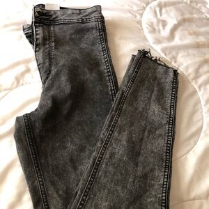 H&M’s &Denim Skinny Jeans